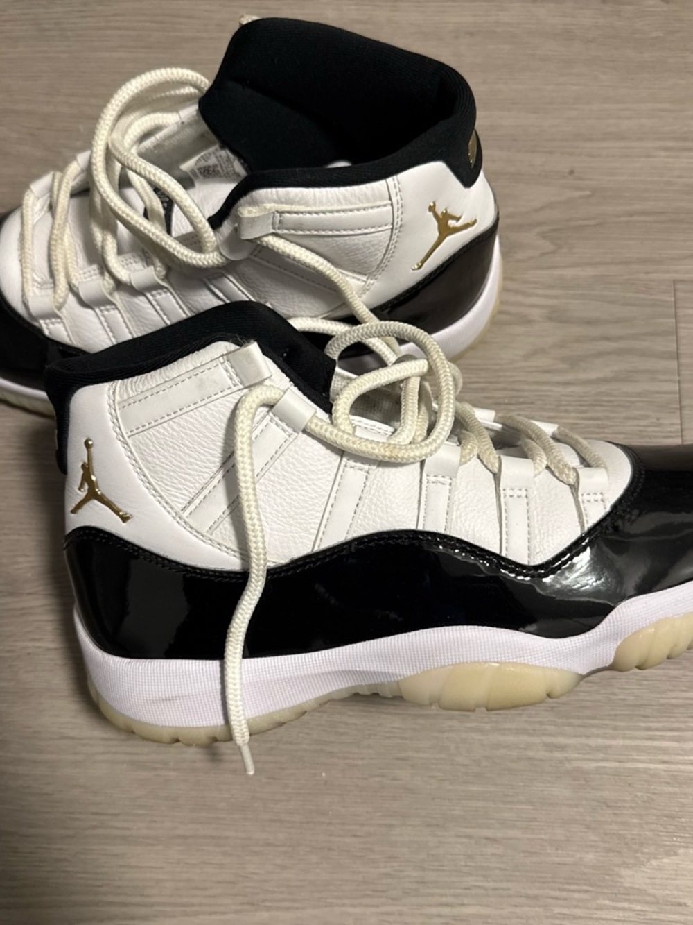 Jordan Kids Air Jordan 11 Retro - White/Black/Gold